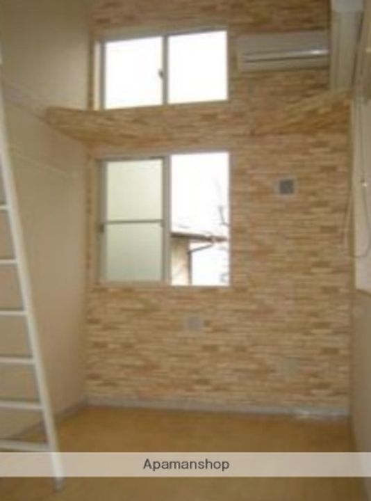 エルハイム鶴見の居間