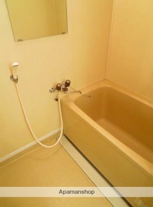 コープアゼリア鶴見の風呂