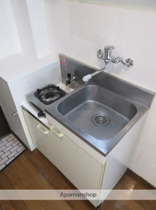 神奈川県横浜市港北区日吉2丁目の賃貸マンションのキッチン