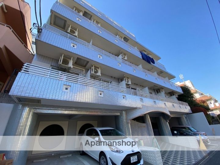 神奈川県横浜市鶴見区寺谷1丁目の賃貸マンションの外観