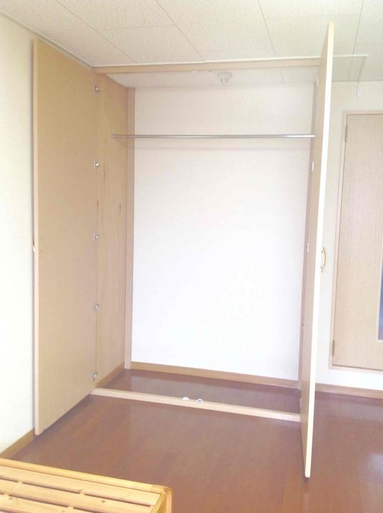 レオパレスラークのその他画像