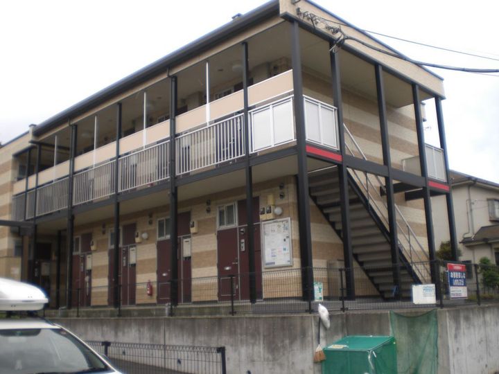 レオパレスヒルズ島台の外観