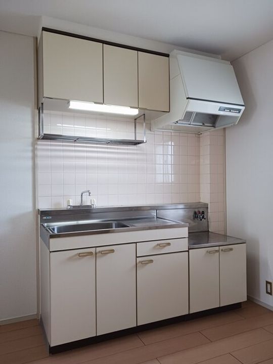 トラッド内田3のキッチン