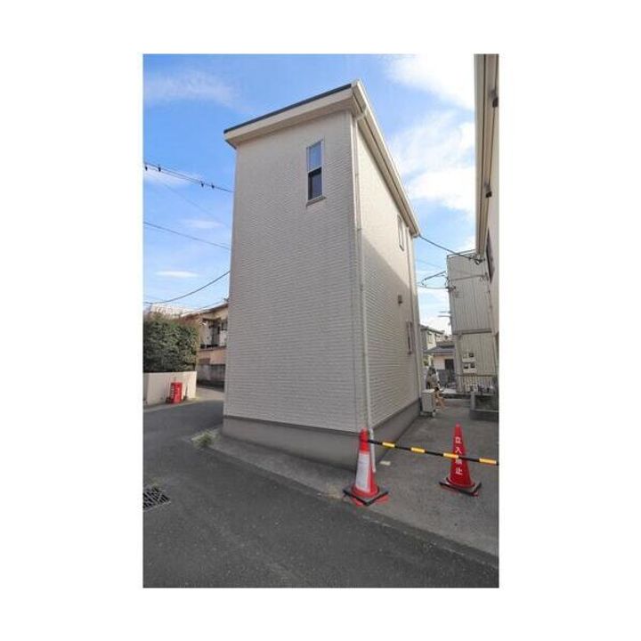 神奈川県横浜市金沢区寺前1丁目(一戸建)の賃貸物件戸建ての外観