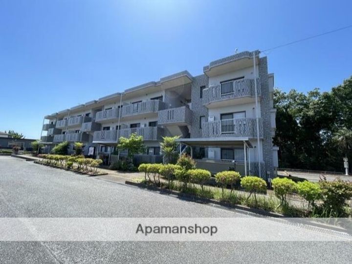 厚木国際飯山レジデンスの外観