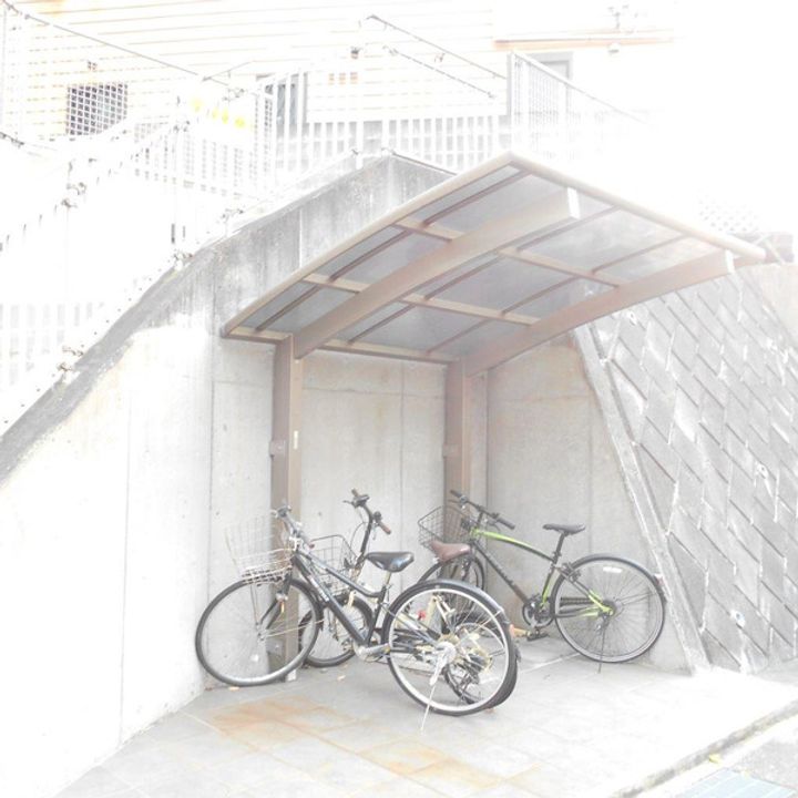 神奈川県横須賀市長浦町3丁目の賃貸アパートの周辺