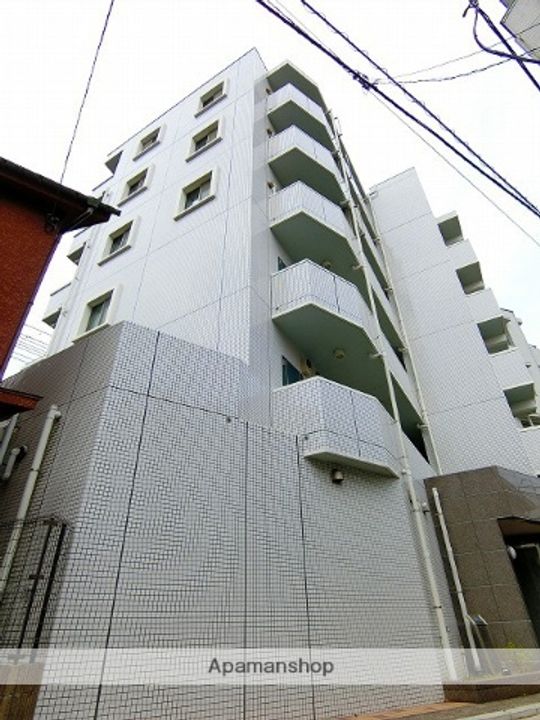 オセアン港南中央ビルの外観