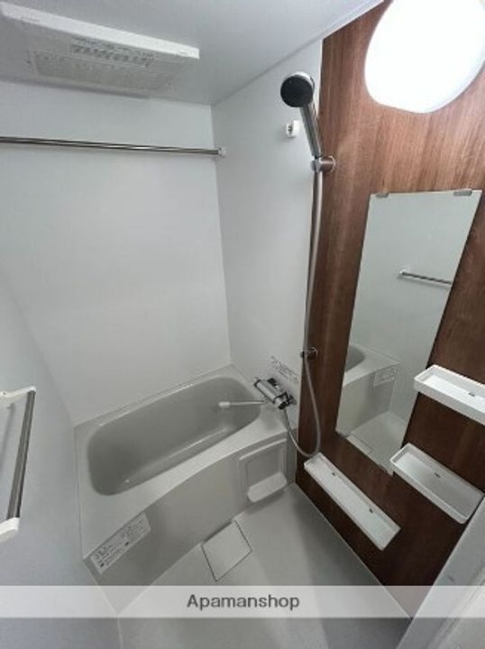 阪東橋KNOTSの風呂