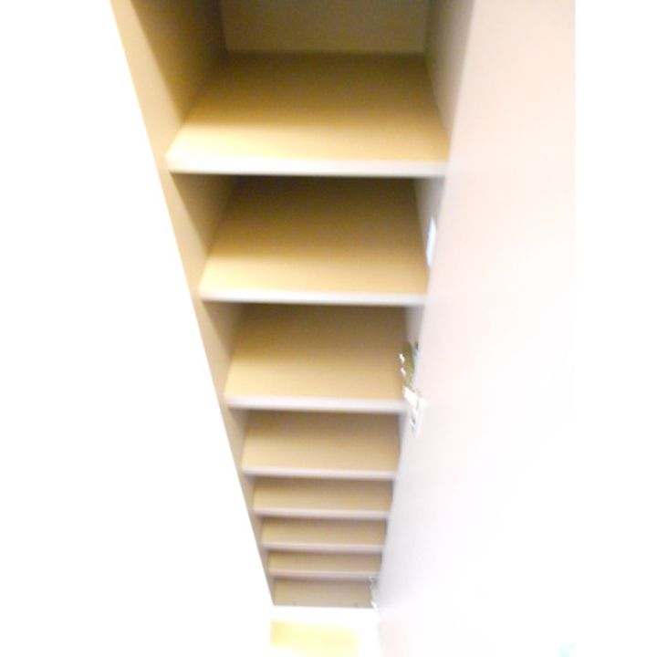 神奈川県横浜市鶴見区汐入町3丁目の賃貸アパートの玄関