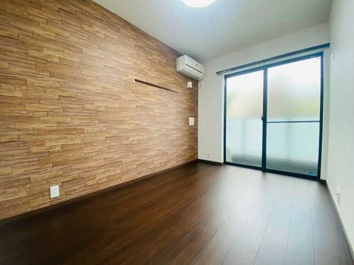 東京都大田区南蒲田2丁目の賃貸アパートの居間