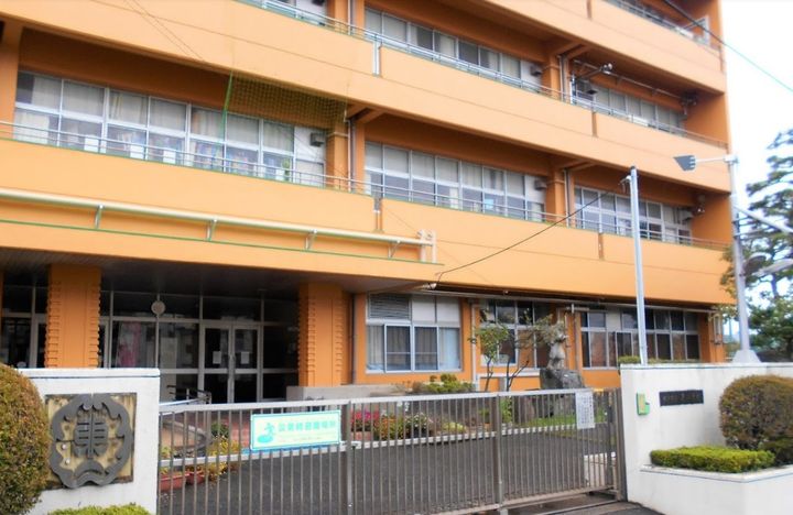 神奈川県横浜市西区赤門町2丁目の賃貸マンションの周辺