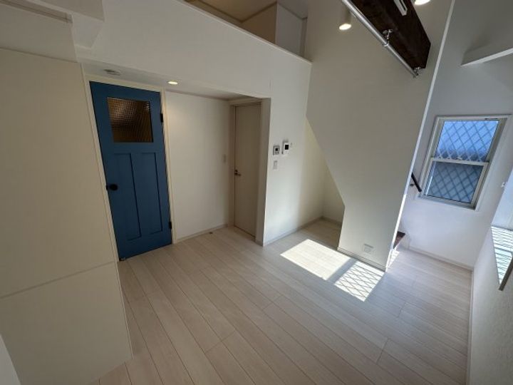 神奈川県横浜市南区永田南1丁目の賃貸アパートの居間