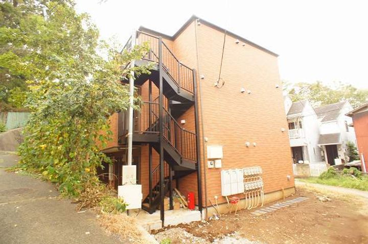 ベイルーム新子安の外観