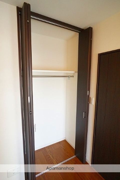 神奈川県藤沢市藤沢の賃貸マンションの内装