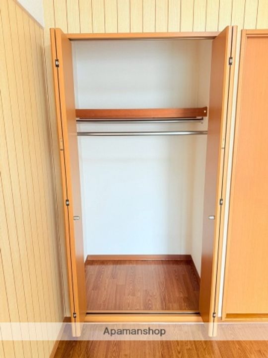 神奈川県藤沢市片瀬海岸2丁目の賃貸マンションの内装