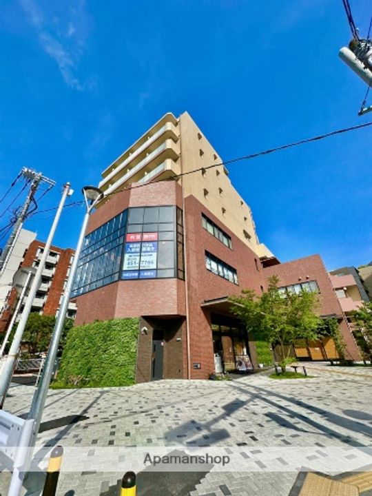 神奈川県横浜市保土ケ谷区岩井町の賃貸マンションの外観