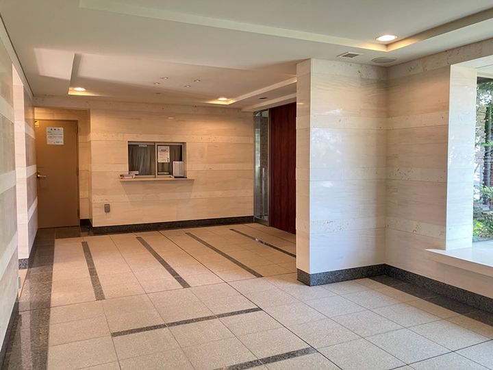 神奈川県横浜市神奈川区松ケ丘の賃貸マンションの内装