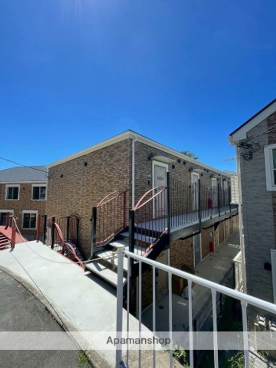 ハーミットクラブハウス山手柏葉ⅡB棟の外観