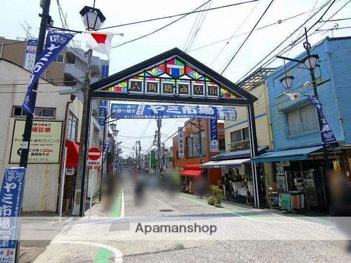 神奈川県横浜市神奈川区白幡上町の賃貸アパートの周辺