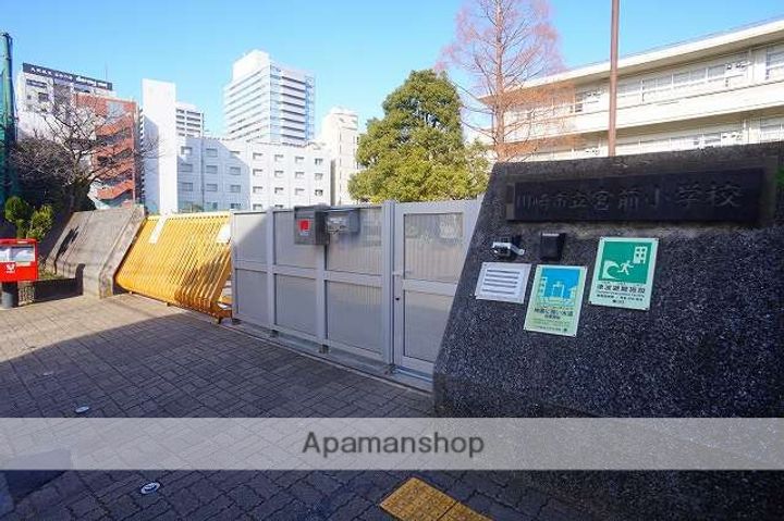 神奈川県川崎市川崎区追分町の賃貸マンションの周辺