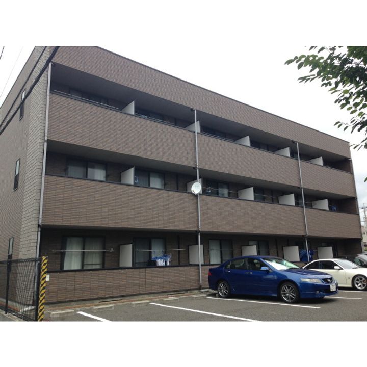 アンプルール フェール ブゥルジョンの外観