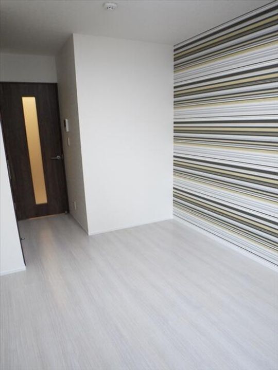 神奈川県横浜市港北区大曽根1丁目の賃貸アパートの居間