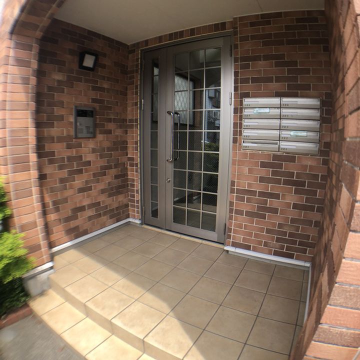 ビラ堀ノ内の周辺