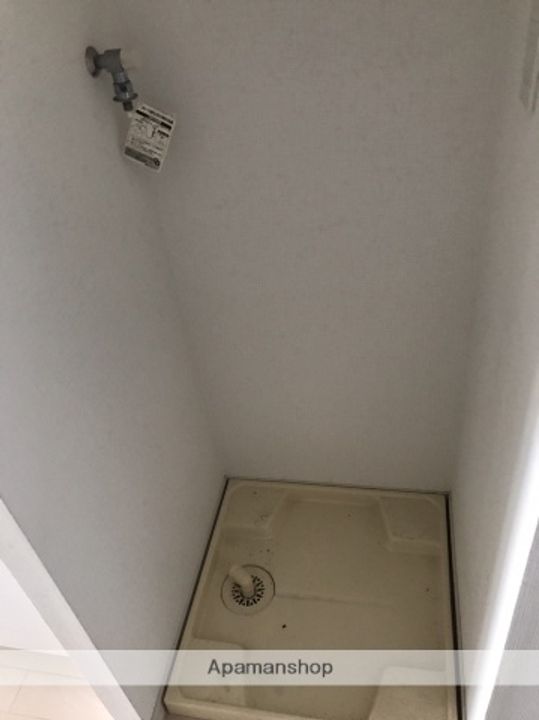 神奈川県横浜市鶴見区本町通3丁目の賃貸マンションの内装