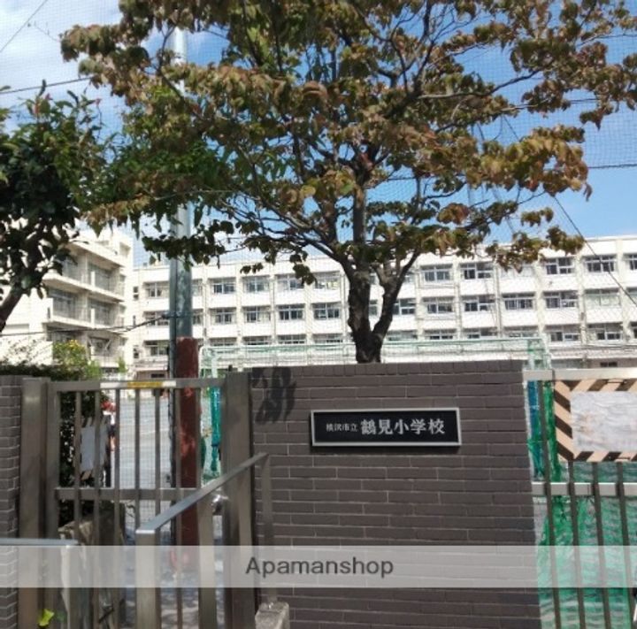 神奈川県横浜市鶴見区本町通3丁目の賃貸マンションの周辺