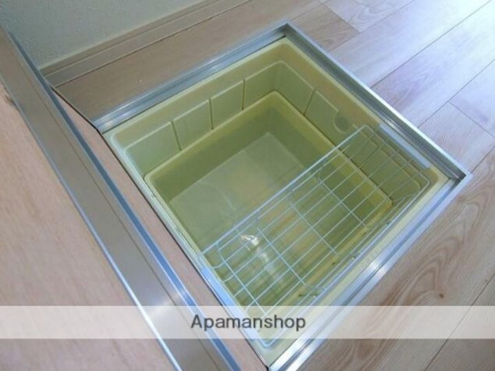 神奈川県横浜市保土ケ谷区峰岡町2丁目の賃貸アパートの内装