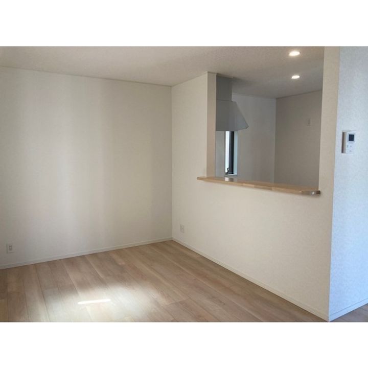 神奈川県横浜市港南区東永谷1丁目(一戸建)の賃貸物件の居間