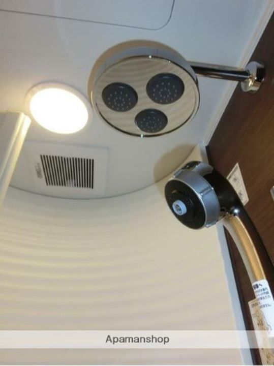 ウィズ・プレイス ナナの風呂