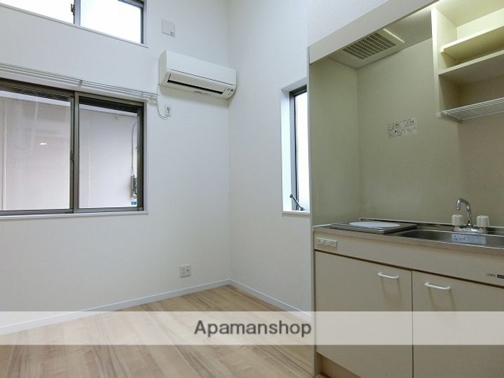 ウィズ・プレイス ナナのキッチン