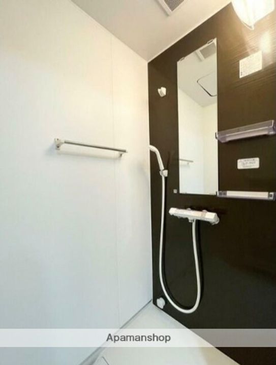 ラグゼナ横浜鶴見の風呂