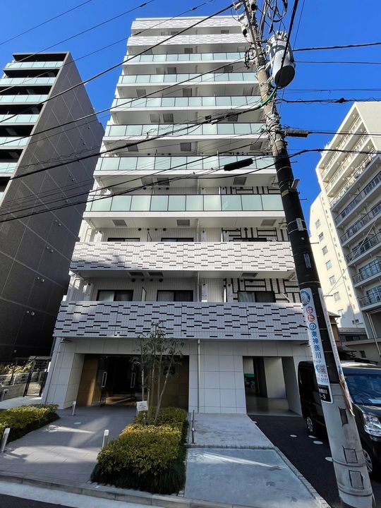 神奈川県横浜市神奈川区西神奈川1丁目の賃貸マンションの外観