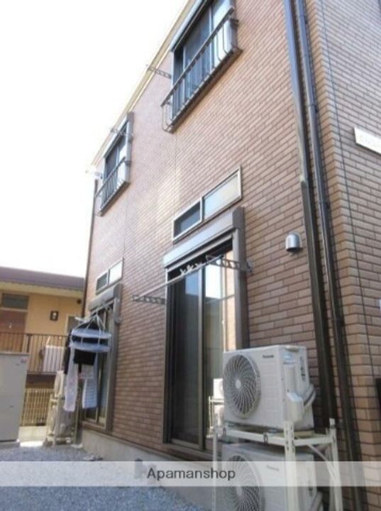 ヒルコート六浦の外観