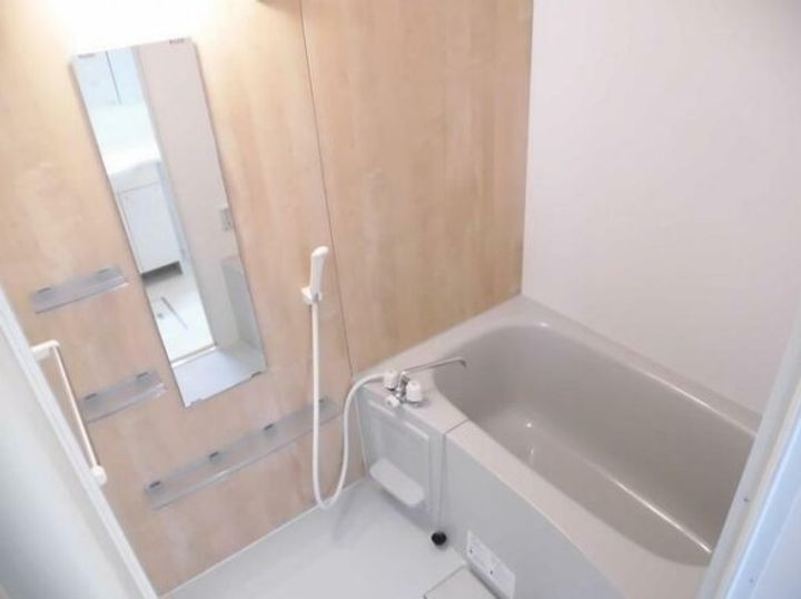 タウンコート初音町の風呂