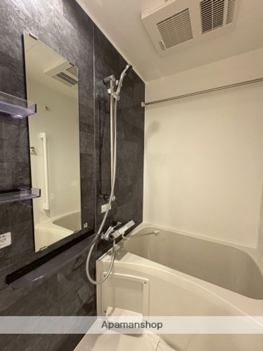 エストゥルース横浜蒔田の風呂