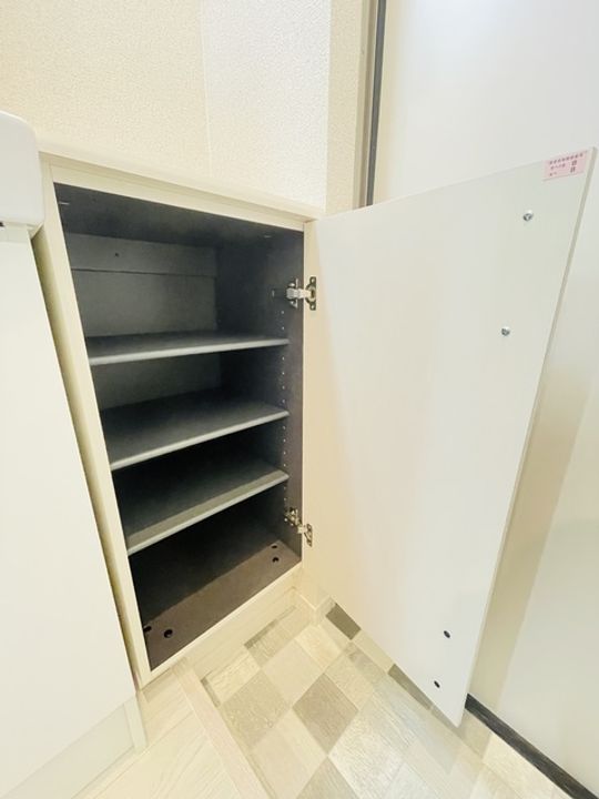 神奈川県横浜市南区榎町1丁目の賃貸アパートの内装