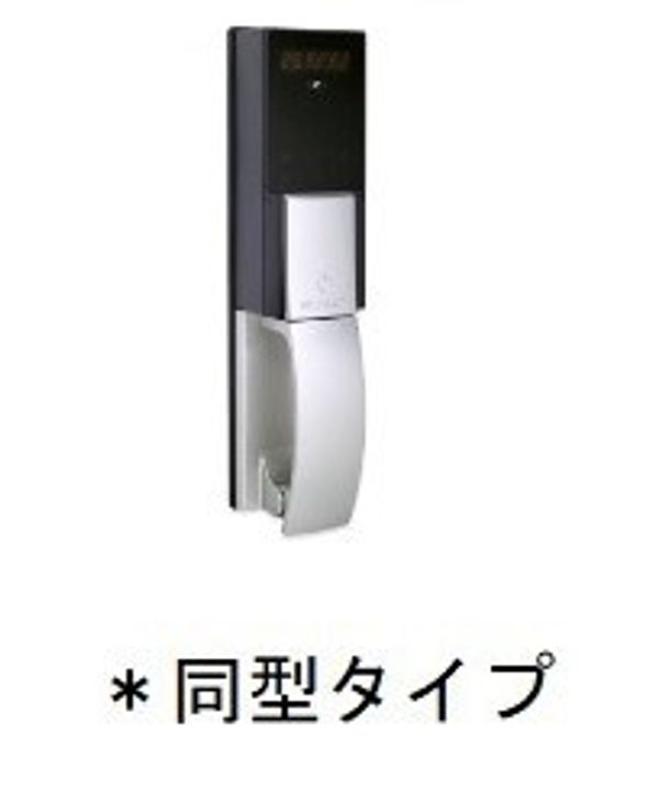 ヴィラ リヴァージュの玄関