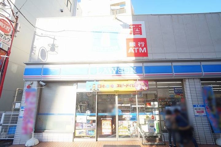カサ・デ・アンジェラの周辺