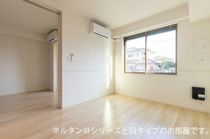 レジデンスMの居間