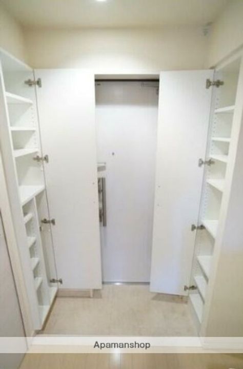 グランヴァンタクティス横濱の内装