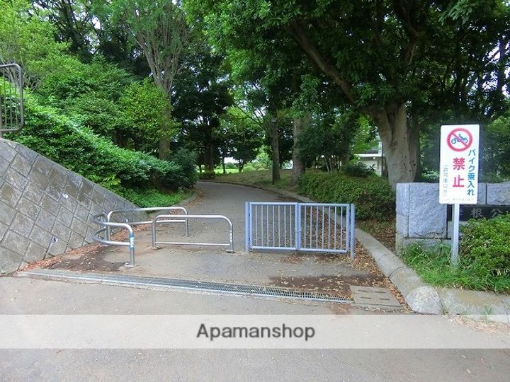 神奈川県横浜市港北区鳥山町の賃貸マンションの周辺
