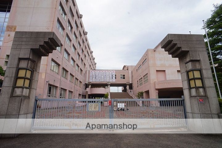 ラベール横濱の周辺