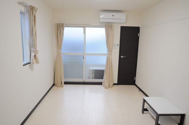 レオネクストグレイスの居間