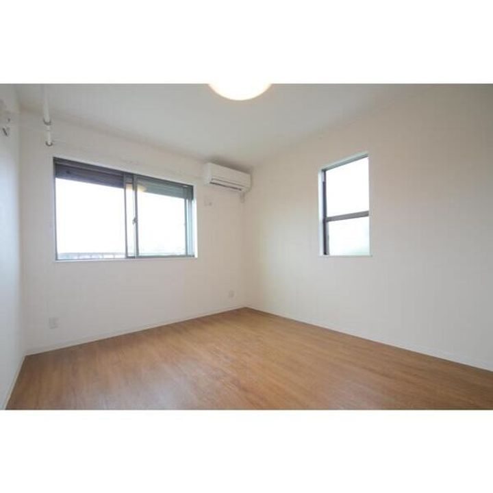 スカイビュー鷺沼の居間