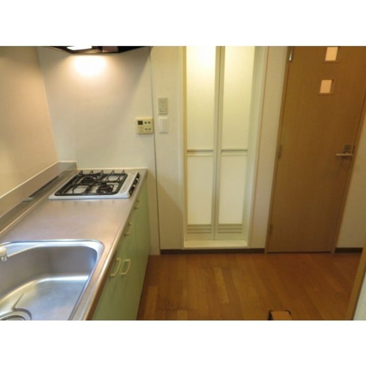 神奈川県横浜市鶴見区生麦3丁目の賃貸マンションの内装