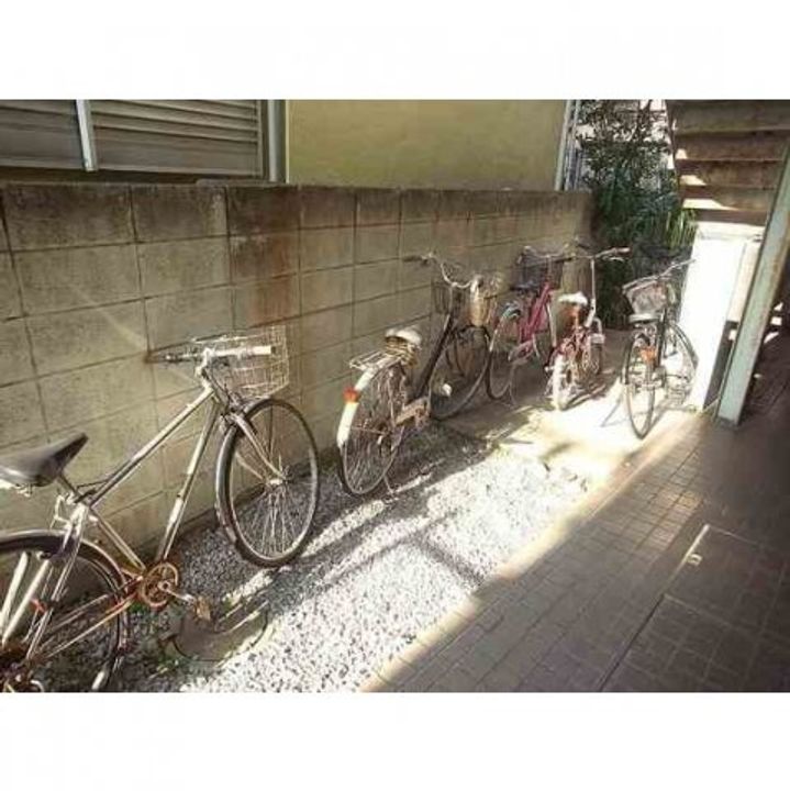 川崎西ダイカンプラザの外観