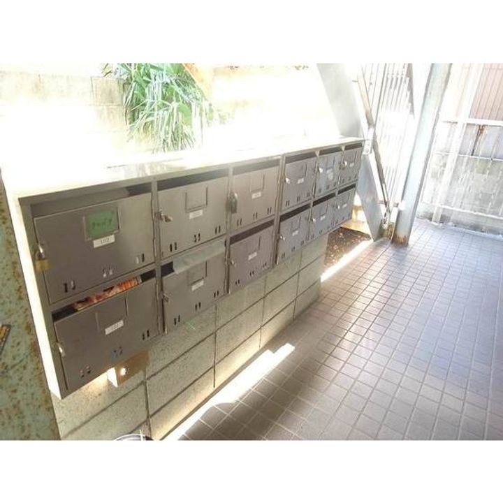 川崎西ダイカンプラザの外観